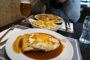 Invictus Café – Francesinhas