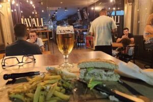 Javali ‘ Cervejaria / Hamburgueria ‘