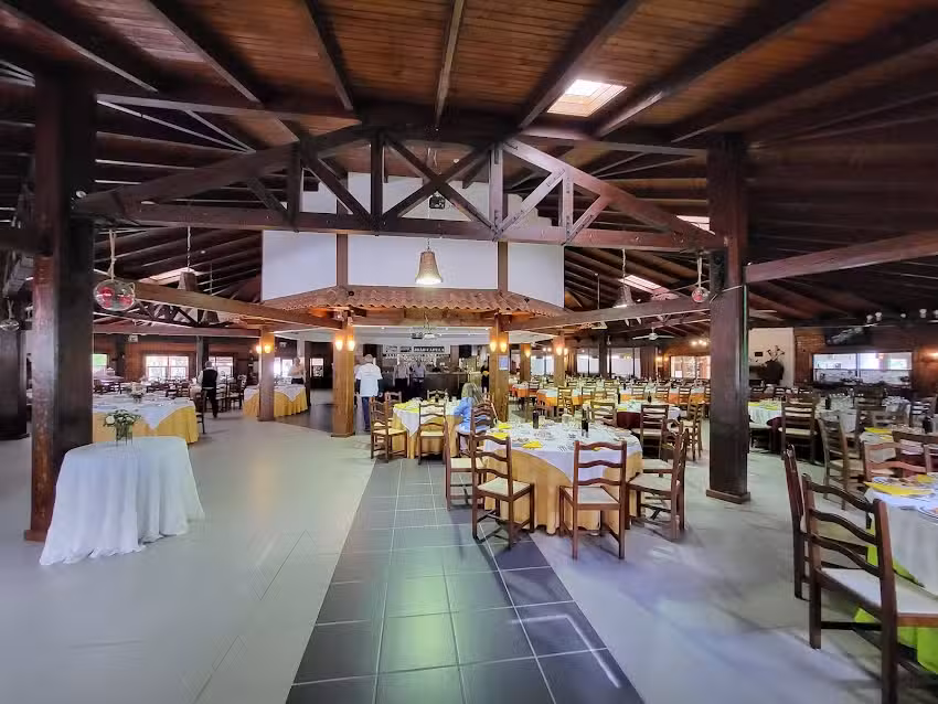 Jo&atilde;o Capela Restaurante