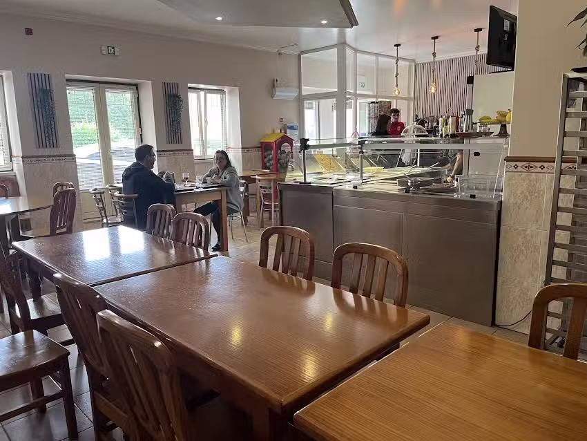 Ladeira &ndash; Caf&eacute; & Churrasqueira