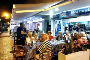 Le Bistrot Jacarand&aacute;