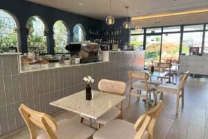 Le Jardin Cafe & Bistro