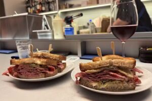 Let&rsquo;s Pastrami | Sandwiches and wine in Lisbon