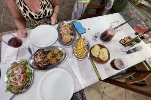 Lili&acute;s Snack Bar