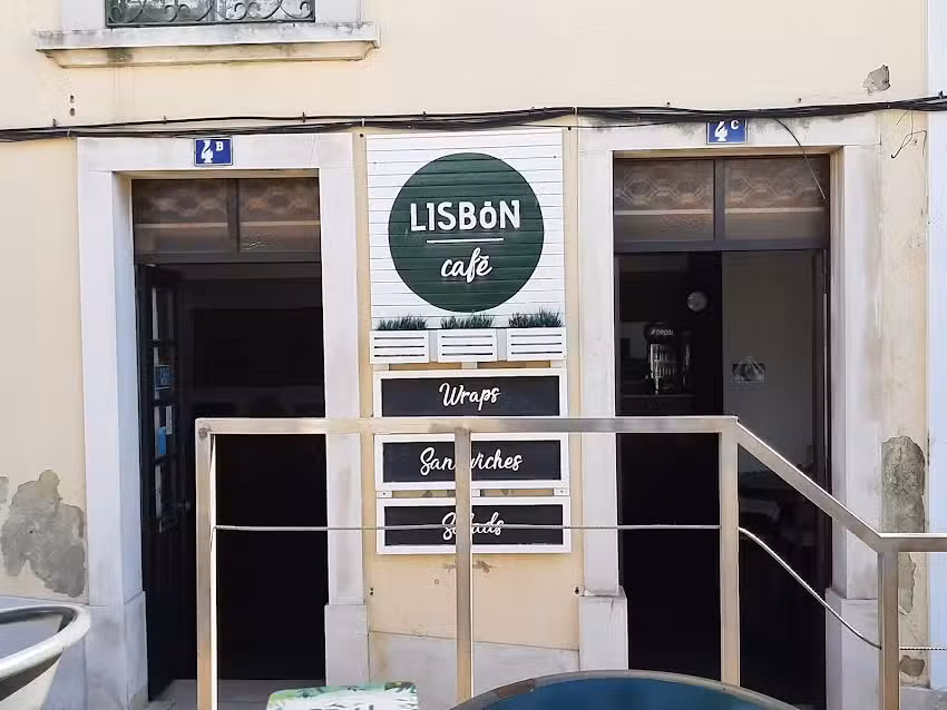 Lisbon Caf&eacute;
