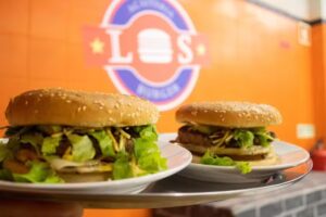Ls Burger Hamb&uacute;rgueria e A&ccedil;a&iacute;teria
