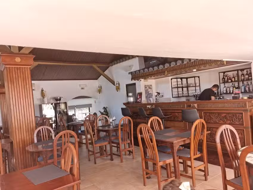 Lutje Tapas Bar and Grill