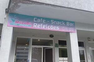 M&aacute;L&eacute;B&eacute; Caf&eacute; Snack Bar