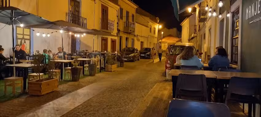 Manjerico Pizza: Pastas, Vinhos, Pizzaria, Restaurante, Delivery, Sines Set&uacute;bal