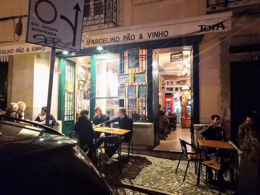 Marcelino P&atilde;o & Vinho