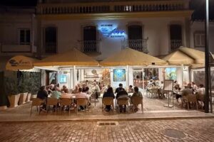 Mar&eacute;s Bistr&ocirc; Bar