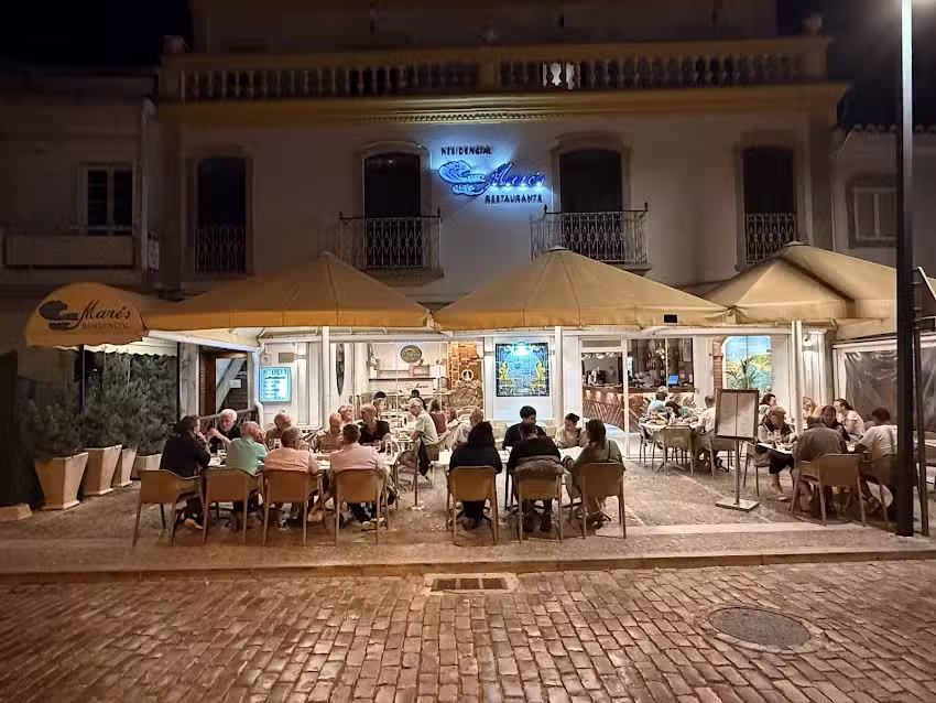 Mar&eacute;s Bistr&ocirc; Bar