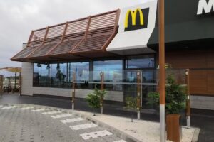 McDonald&rsquo;s &ndash; Sines