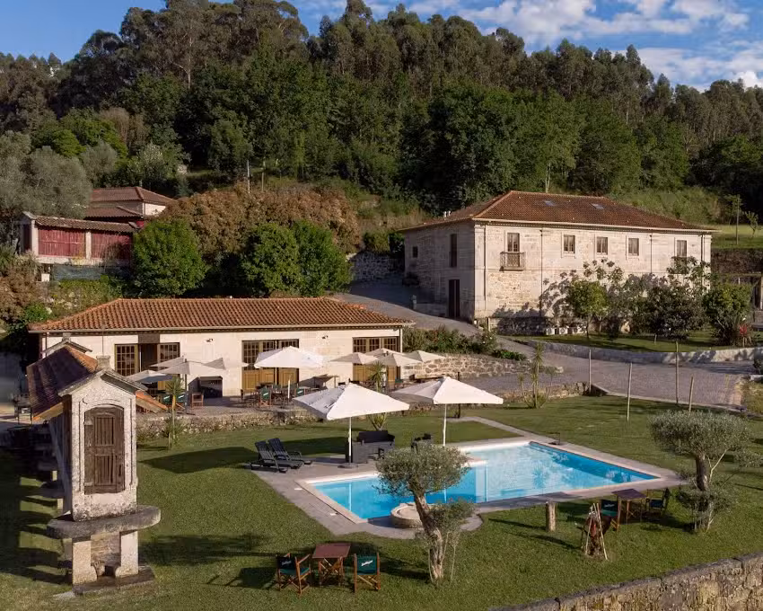 Mimo&acute;s Village