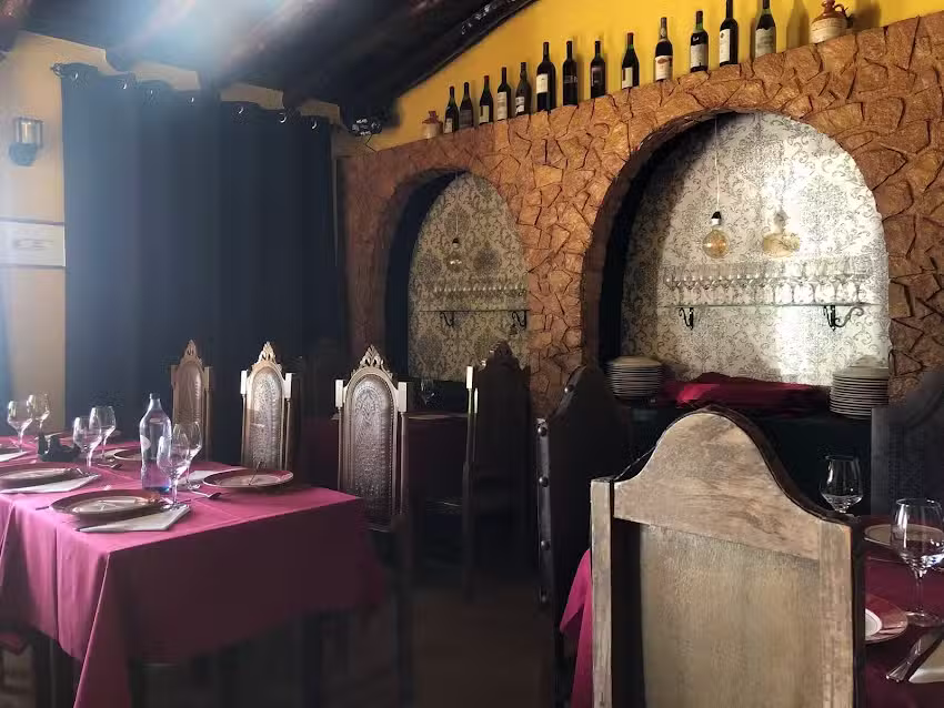 Mondego &ndash; Fondue Dancing Bar