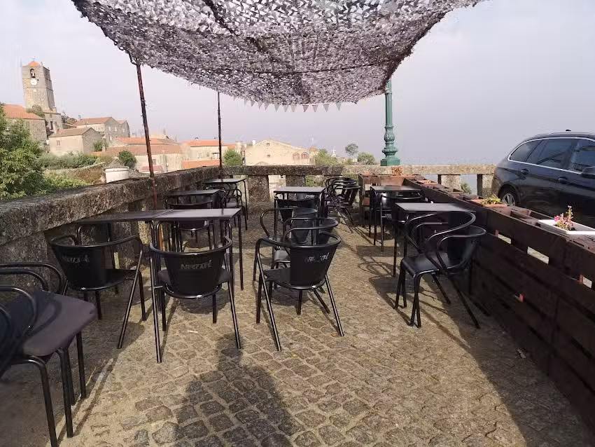 Monsanto Caf&eacute; e Bistro