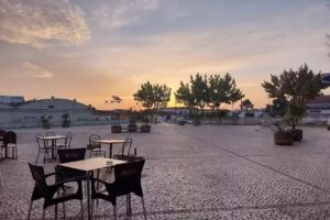 Mr King Kebab & Pizza House