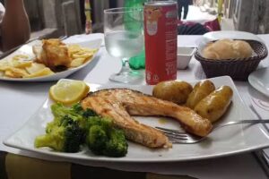 MYGOD Restaurante T&iacute;pico