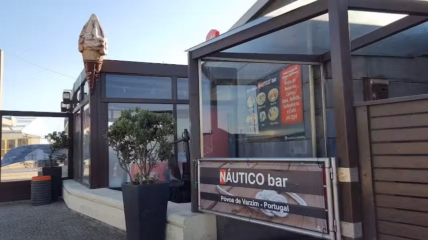 N&aacute;utico &ndash; Snack Bar | Restaurante