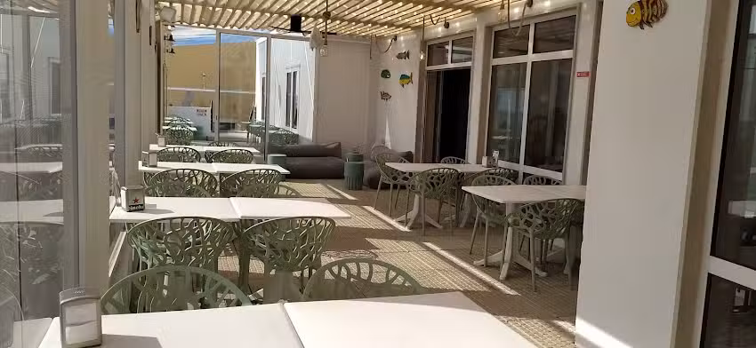 Nautilus Caf&eacute; Lounge
