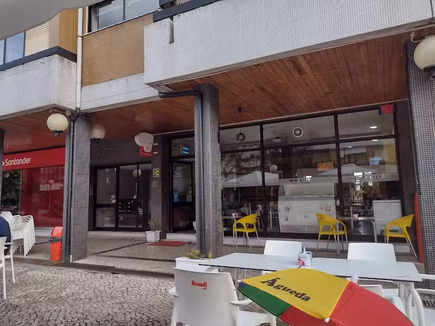 New City Caf&eacute;