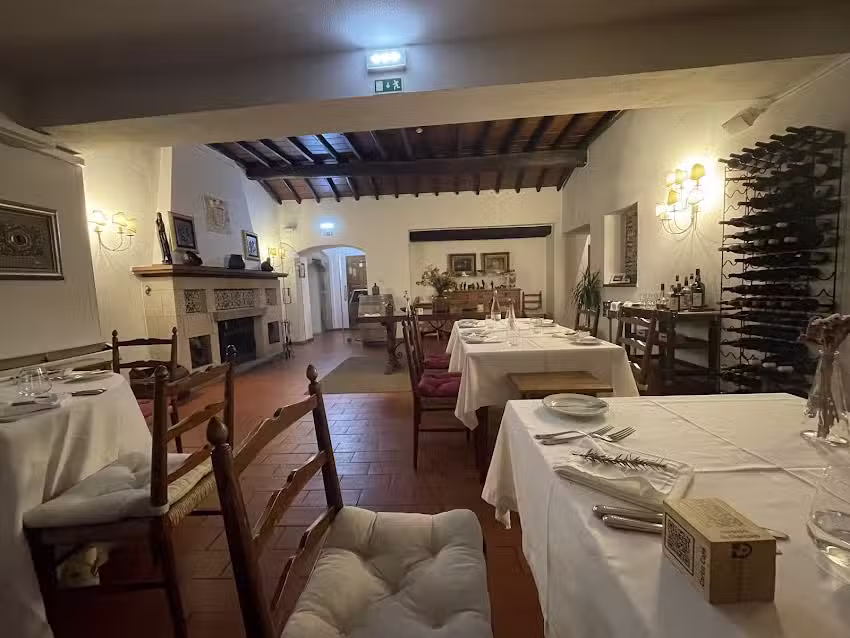 Ninho D`&Aacute;guias