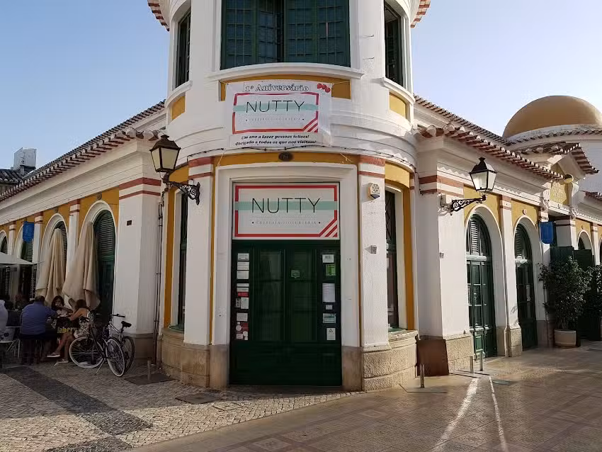 NUTTY &ndash; Creperia & Iogurteria