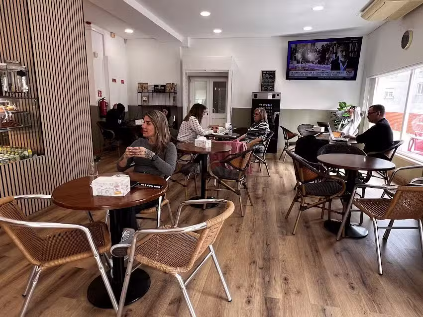 O Equador Sal&atilde;o De Ch&aacute;, Caf&eacute; (venteira)