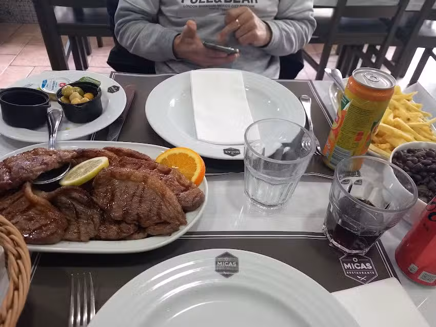 O Micas &ndash; Churrasqueira de S. Domingos