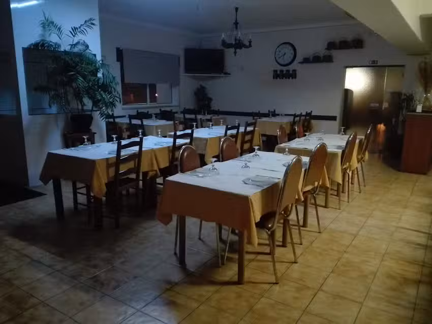 O sobreiro, cafe e restaurante