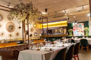 Obo&eacute; By Lu Marinho