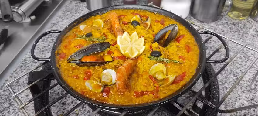 Ola Paella Chaves