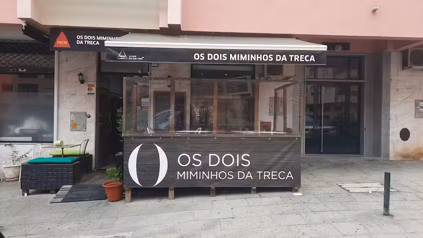 Os Dois Miminhos da Treca