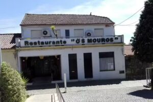 Os Mouros
