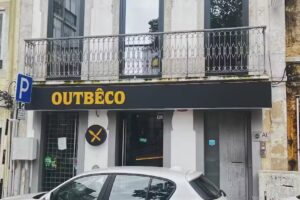 Outb&ecirc;co Almada