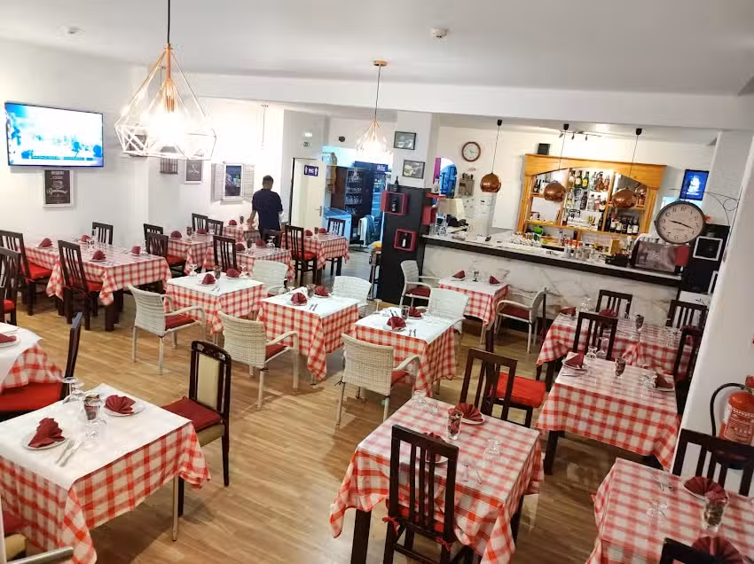 Pakwan Indian Restaurant