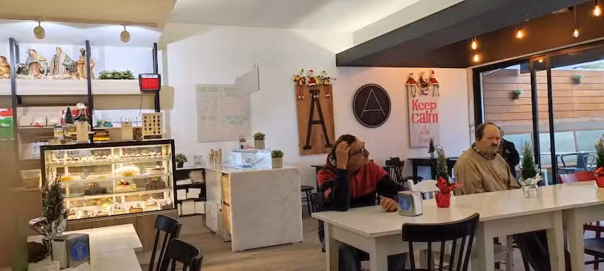 PASTELARIA CAF&Eacute; ALVES