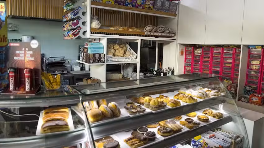 Pastelaria Snack-Bar Cam&eacute;lias