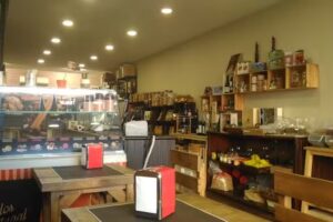 Pau De Canela &ndash; Mercearia Fina & Caf&eacute;