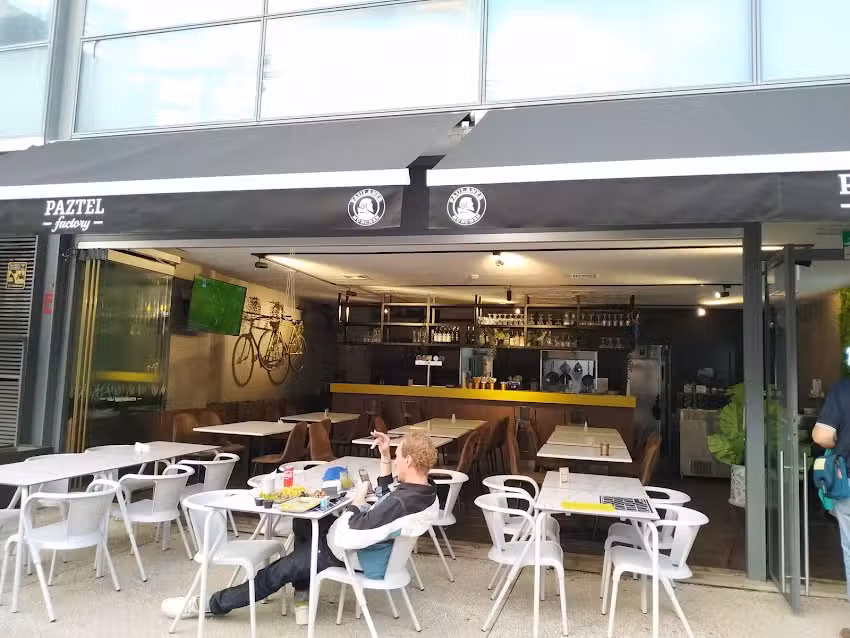 Paztel Factory Alc&acirc;ntara | Restaurante Brasileiro