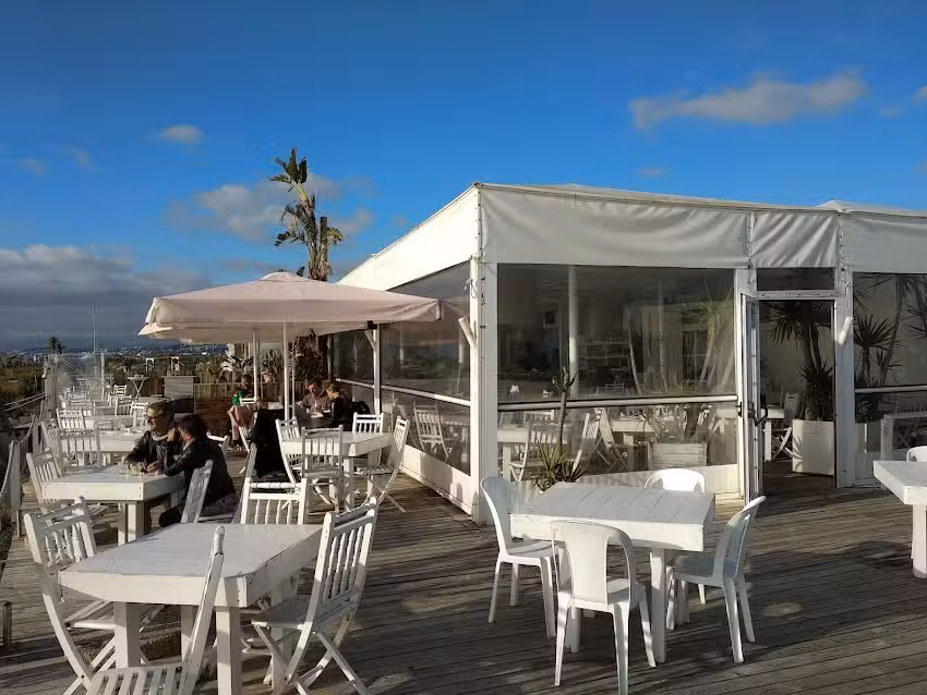 P&eacute; Nu Beach Club