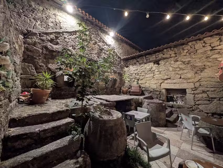 Petisqueira Sanguinhedo