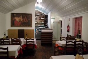 Pinguinhas &ndash; Taberna Tradicional Portuguesa