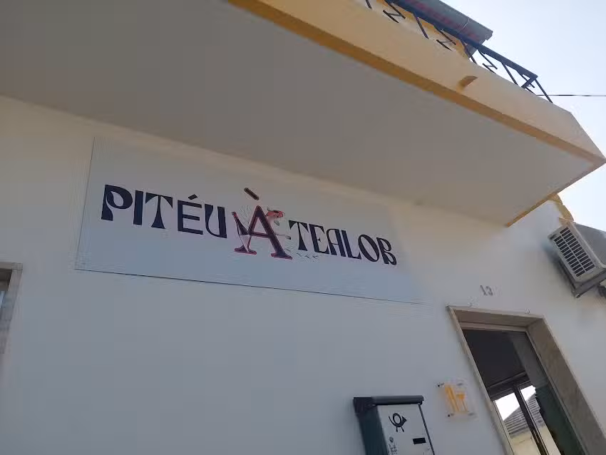 Pit&eacute;u &Agrave; Tealob