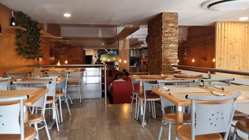 Pizaria Cimo De Vila