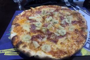 Pizzaria Salada de Frutas