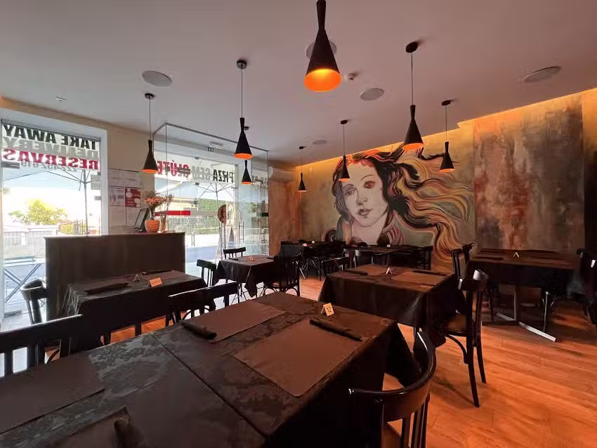 Pizzeria Italiana Con essenza