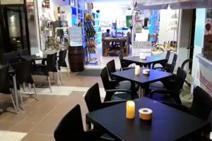 Platinum &ndash; Wine & Tapas