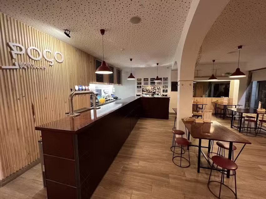Po&ccedil;o &ndash; Bar & Petiscos