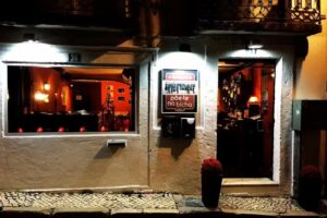 P&otilde;e-te na Bicha